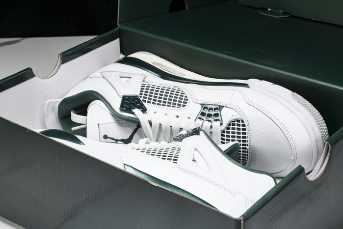 Air Jordan 4 "Oxidized Green" FQ8138-103