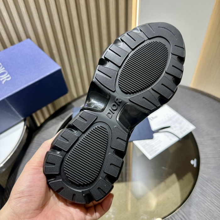 D1R* B44   copshoe  DR-301