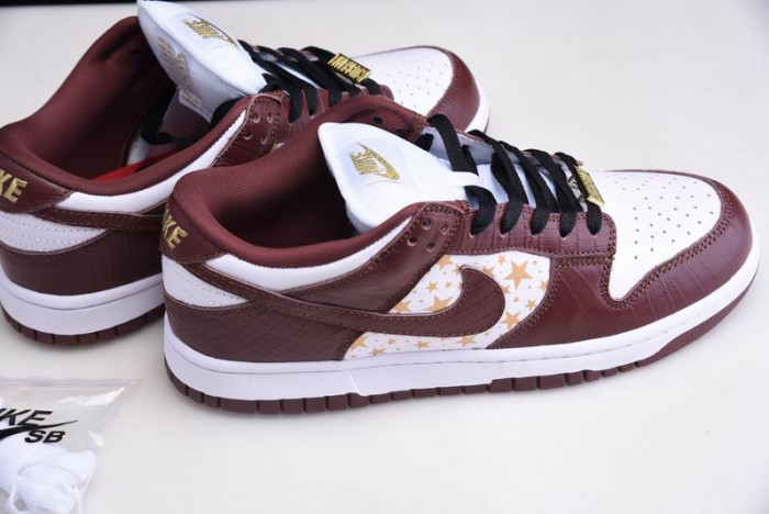S*UPRE*ME X NIKE SB DUNK LOF DH3228-100