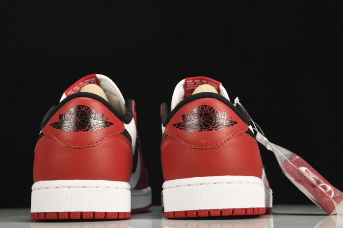 Jordan 1 Retro Low Chicago (2016) - 705329-600