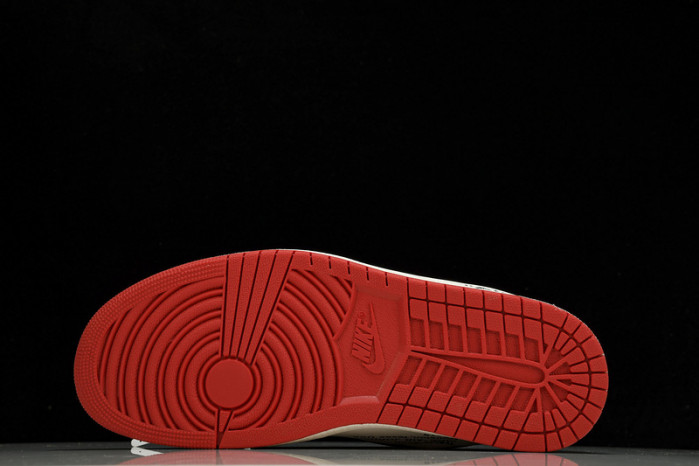 OFF-WHITE x Travis Scott x Air Jordan 1 OW  DM7890-103