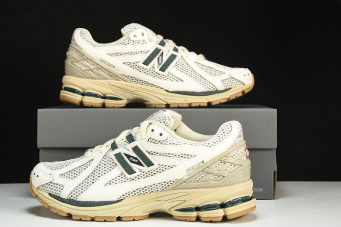 N*EW B*ALANCE COPSHOE NB-055