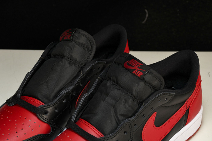 Jordan 1 Retro Low Bred (2015) - 705329-001