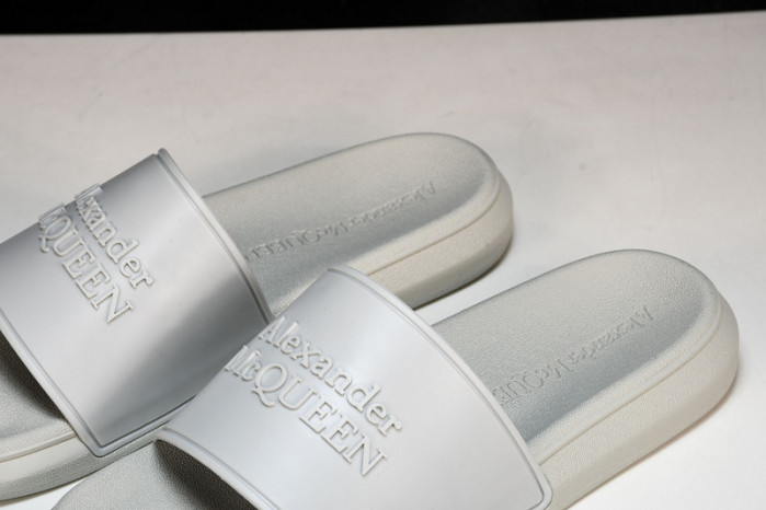 mcqueen  slide cophsoe MQS-03
