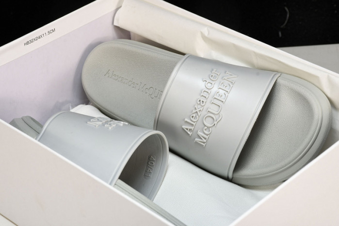 mcqueen  slide cophsoe MQS-03