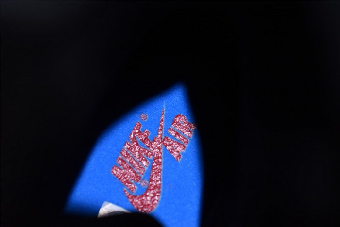 Jordan 1 Retro High Spider-Man Origin Story - 555088-602