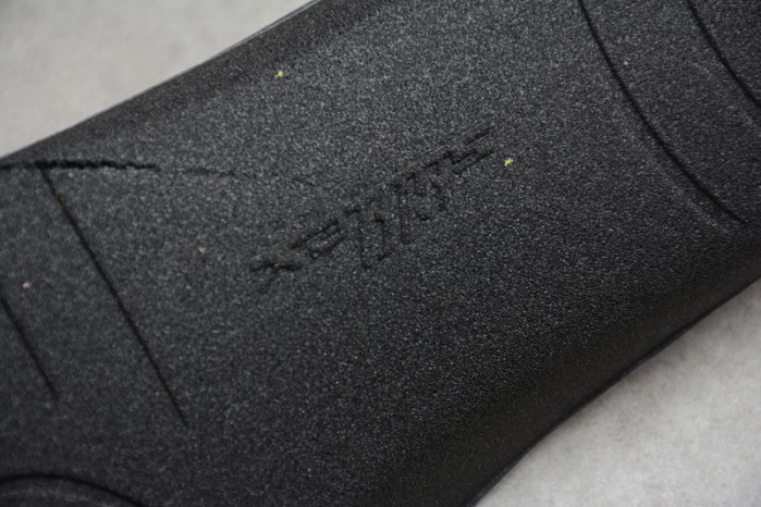 BL TRIPLE S W06E1-1000 BEIGE/GREEN-YELLOW