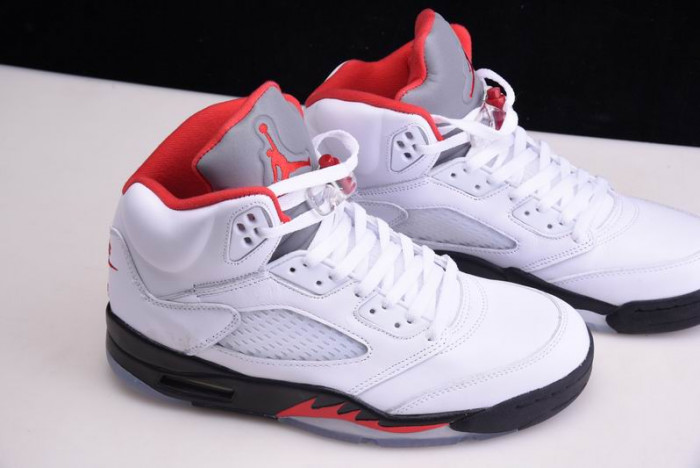 Air Jordan 5 Fire Red  DA1911-102