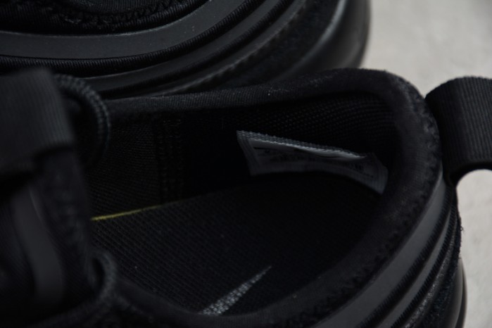 nike  MAX 97 UL 17 SE ULTRA TRIPLE BLACK SOCK-LIKE 924452-001