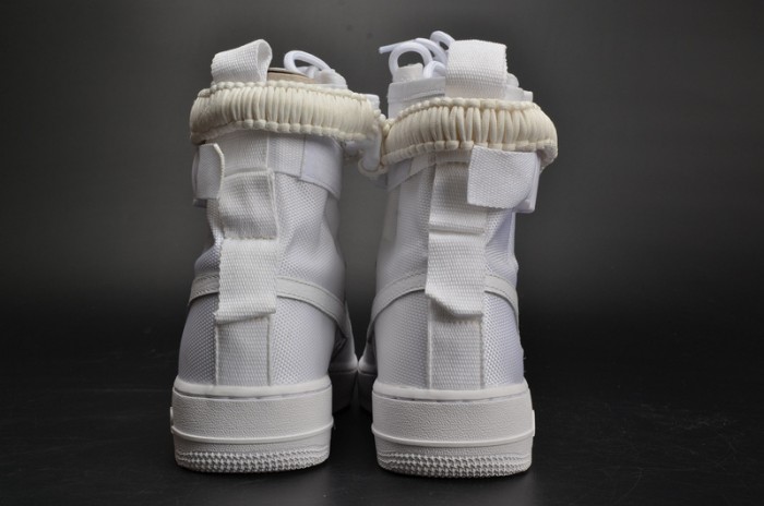 Nike WMNS SF FORCE 1 “Triple White”  903270 100